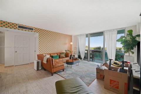 Снять в аренду кондоминиум в Майами, Флорида 1 спальня, 76.37м2, № 2005943 - фото 3