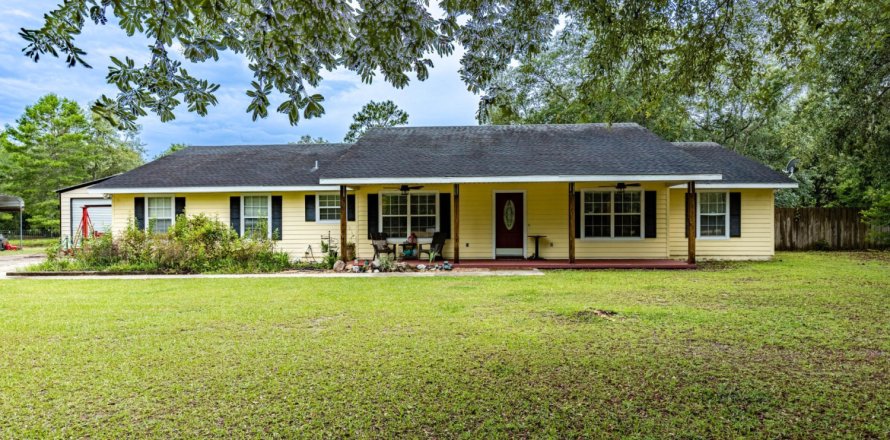 House in Keystone Heights, Florida 3 bedrooms, 174.56 sq.m. № 767996