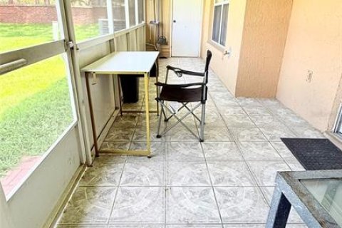 Touwnhouse à louer à Kissimmee, Floride: 3 chambres, 103.03 m2 № 2167824 - photo 17