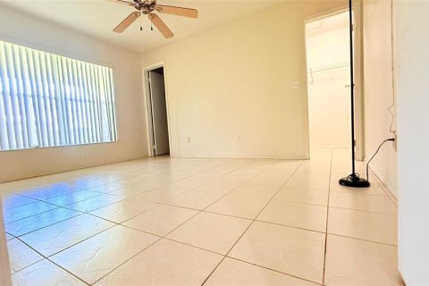 Touwnhouse à louer à Kissimmee, Floride: 3 chambres, 103.03 m2 № 2167824 - photo 4