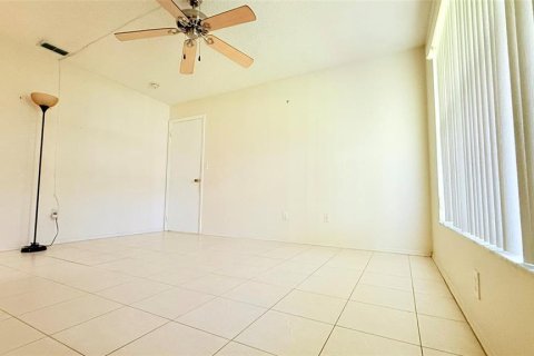 Touwnhouse à louer à Kissimmee, Floride: 3 chambres, 103.03 m2 № 2167824 - photo 15