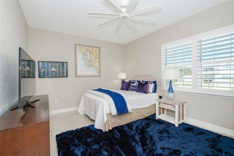 Townhouse in Placida, Florida 3 bedrooms, 222.04 sq.m. № 2393703 - photo 10