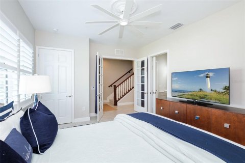 Townhouse in Placida, Florida 3 bedrooms, 222.04 sq.m. № 2393703 - photo 24