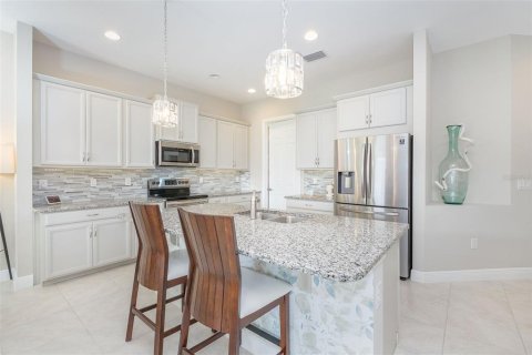Townhouse in Placida, Florida 3 bedrooms, 222.04 sq.m. № 2393703 - photo 5
