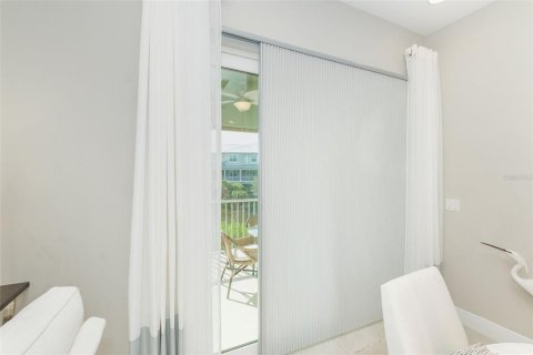 Townhouse in Placida, Florida 3 bedrooms, 222.04 sq.m. № 2393703 - photo 17