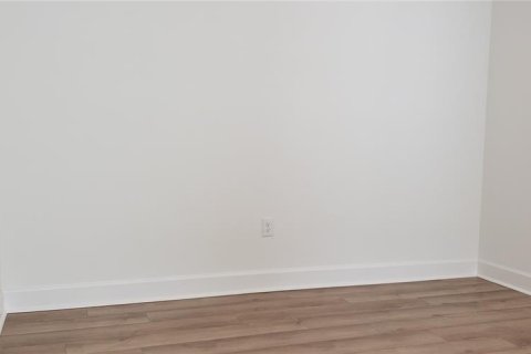 Villa ou maison à louer à Valrico, Floride: 3 chambres, 180.32 m2 № 2411510 - photo 11