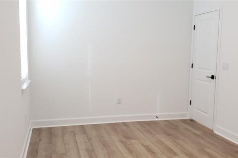 Villa ou maison à louer à Valrico, Floride: 3 chambres, 180.32 m2 № 2411510 - photo 17