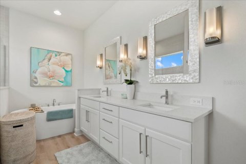 Casa en venta en Bradenton, Florida, 3 dormitorios, 219.06 m2 № 1785001 - foto 12