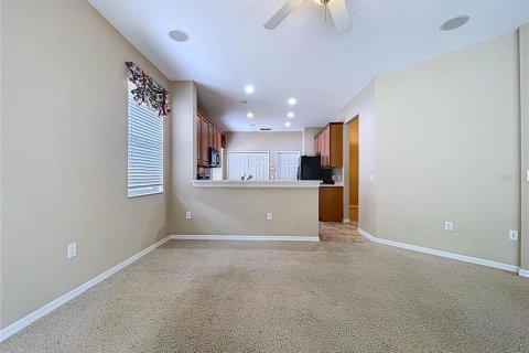Casa en venta en Davenport, Florida, 3 dormitorios, 146.6 m2 № 2206704 - foto 27