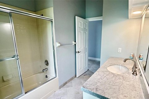 House in New Smyrna Beach, Florida 2 bedrooms, 142.33 sq.m. № 1088409 - photo 18