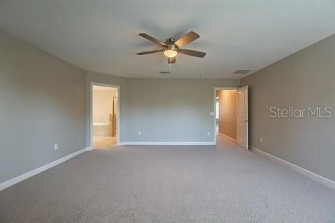 House in Kissimmee, Florida 4 bedrooms, 319.4 sq.m. № 2207969 - photo 8