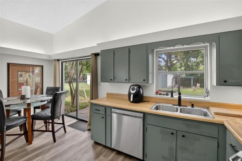 Casa en venta en Winter Haven, Florida, 3 dormitorios, 96.15 m2 № 2117874 - foto 12