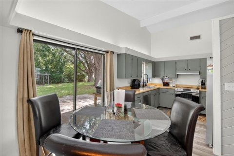 Casa en venta en Winter Haven, Florida, 3 dormitorios, 96.15 m2 № 2117874 - foto 8