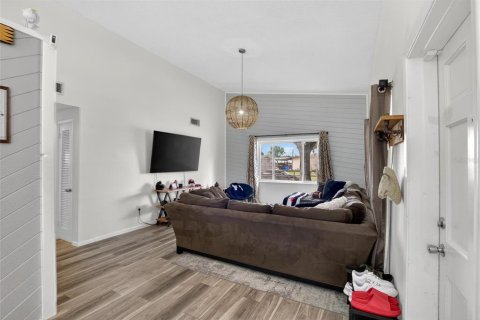 Casa en venta en Winter Haven, Florida, 3 dormitorios, 96.15 m2 № 2117874 - foto 16