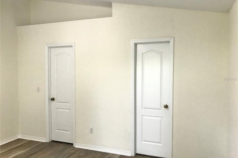 Villa ou maison à louer à Minneola, Floride: 3 chambres, 118.17 m2 № 2111585 - photo 20