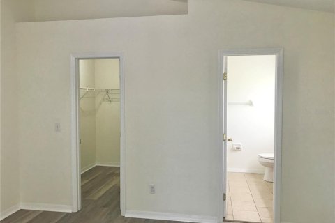 Villa ou maison à louer à Minneola, Floride: 3 chambres, 118.17 m2 № 2111585 - photo 21