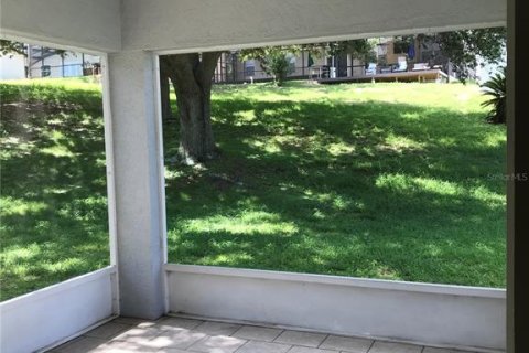 Villa ou maison à louer à Minneola, Floride: 3 chambres, 118.17 m2 № 2111585 - photo 13