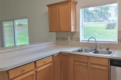 Villa ou maison à louer à Minneola, Floride: 3 chambres, 118.17 m2 № 2111585 - photo 6