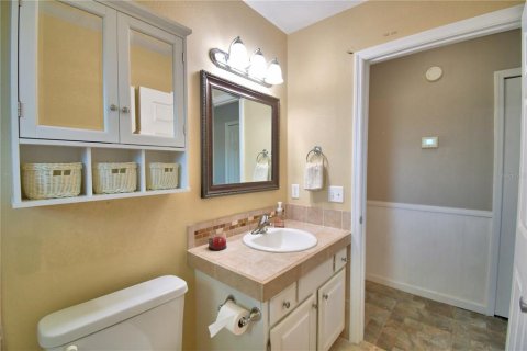 House in Auburndale, Florida 3 bedrooms, 156.63 sq.m. № 1885563 - photo 30