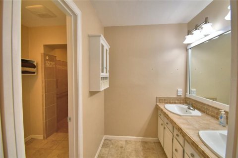 House in Auburndale, Florida 3 bedrooms, 156.63 sq.m. № 1885563 - photo 20