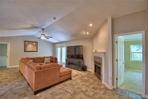 House in Auburndale, Florida 3 bedrooms, 156.63 sq.m. № 1885563 - photo 5