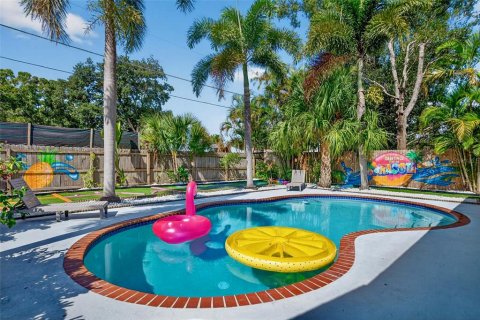 Villa ou maison à louer à Sarasota, Floride: 4 chambres, 143.63 m2 № 2166995 - photo 27