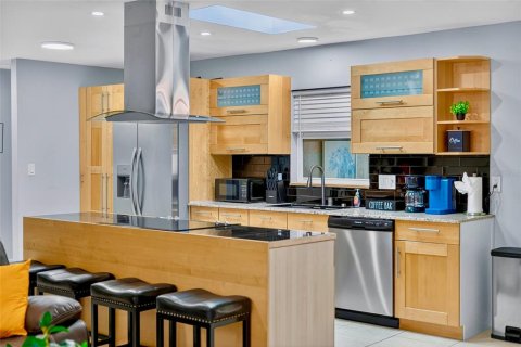 Villa ou maison à louer à Sarasota, Floride: 4 chambres, 143.63 m2 № 2166995 - photo 10