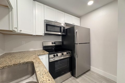 Studio in the Condo in Lighthouse Point, Florida № 2088325 - photo 12