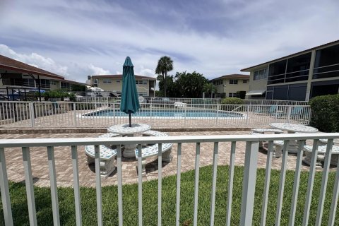 Studio in the Condo in Lighthouse Point, Florida  № 2088325