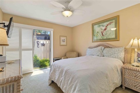 Condo in Venice, Florida, 2 bedrooms  № 1653945 - photo 23