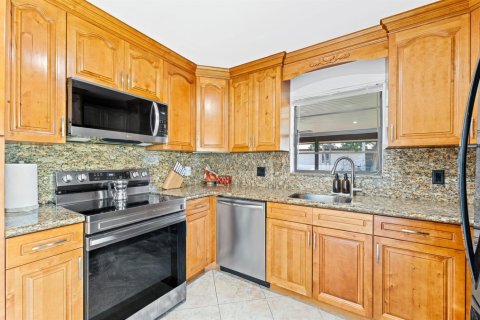 Copropriété à vendre à Tamarac, Floride: 3 chambres, 156.45 m2 № 2177537 - photo 27