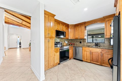 Copropriété à vendre à Tamarac, Floride: 3 chambres, 156.45 m2 № 2177537 - photo 26