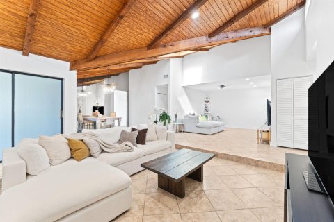 Copropriété à vendre à Tamarac, Floride: 3 chambres, 156.45 m2 № 2177537 - photo 9