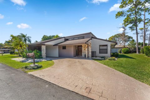 Copropriété à vendre à Tamarac, Floride: 3 chambres, 156.45 m2 № 2177537 - photo 14