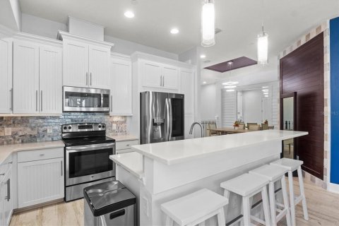 Condo in Bradenton, Florida, 3 bedrooms  № 1614169 - photo 13