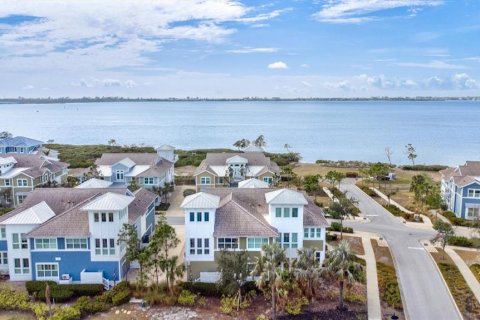 Condo in Bradenton, Florida, 3 bedrooms  № 1614169 - photo 2