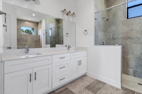 Купить виллу или дом в Лихай-Эйкерс, Флорида 4 спальни, № 1951515 - фото 14