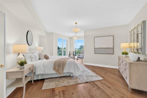 Condo in Saint Petersburg, Florida, 2 bedrooms  № 2429652 - photo 28