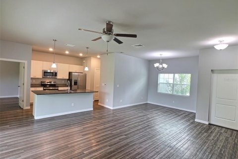 Villa ou maison à louer à North Port, Floride: 3 chambres, 144.65 m2 № 2399313 - photo 3
