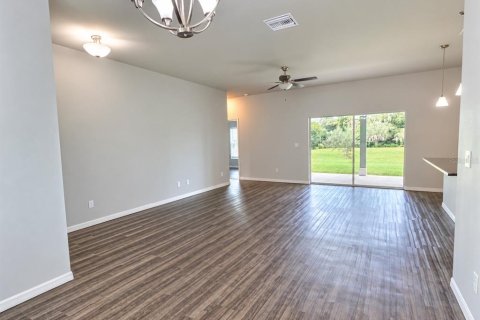 Villa ou maison à louer à North Port, Floride: 3 chambres, 144.65 m2 № 2399313 - photo 5