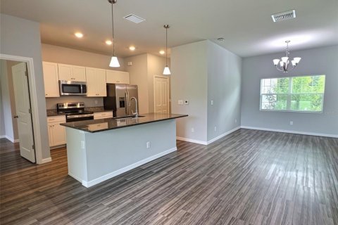 Villa ou maison à louer à North Port, Floride: 3 chambres, 144.65 m2 № 2399313 - photo 7