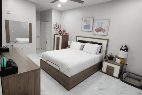 Condo in Doral, Florida, 3 bedrooms  № 2013061 - photo 5