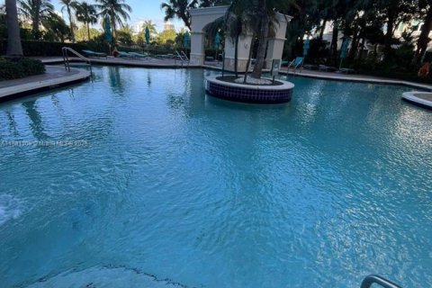 Condo in Aventura, Florida, 1 bedroom  № 1924504 - photo 14