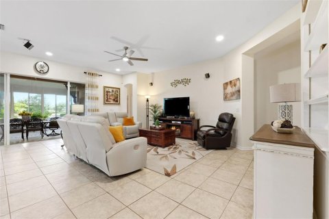 Villa ou maison à vendre à Lutz, Floride: 4 chambres, 273.04 m2 № 2149272 - photo 15