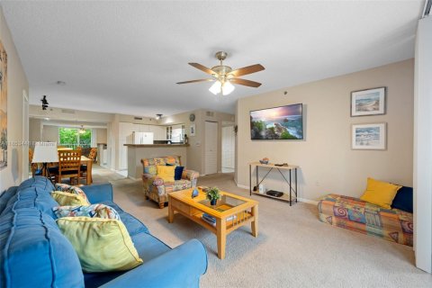 Copropriété à vendre à Aventura, Floride: 3 chambres, 122.63 m2 № 1878581 - photo 7