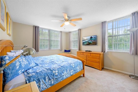 Copropriété à vendre à Aventura, Floride: 3 chambres, 122.63 m2 № 1878581 - photo 20