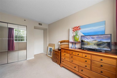 Copropriété à vendre à Aventura, Floride: 3 chambres, 122.63 m2 № 1878581 - photo 18
