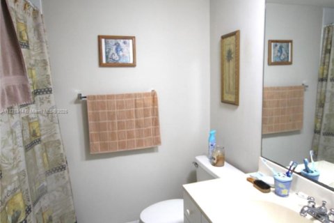 Copropriété à louer à Miami Beach, Floride: 2 chambres, 95.69 m2 № 1927208 - photo 4