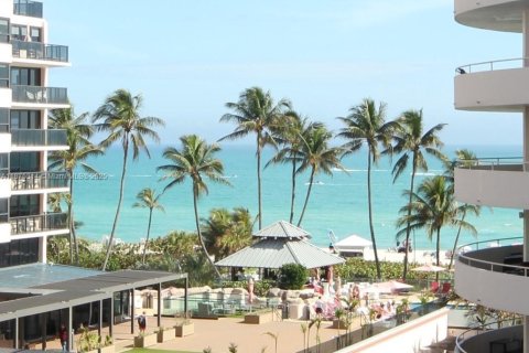 Copropriété à louer à Miami Beach, Floride: 2 chambres, 95.69 m2 № 1927208 - photo 2