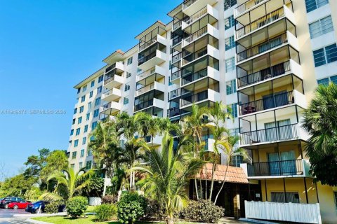 Condominio en Lauderhill, Florida, 2 dormitorios  № 2006039